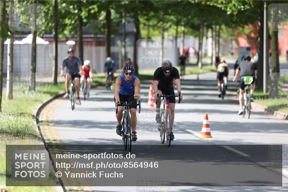 10.08.2025 - GEWOBA Citytriathlon Bremen Yannick Fuchs http://msf.ph/oto/8564946 10.08.2025 14:45:02 Radfahren 35, 198, 326, 336, 346, 453, 484, 497 meine-sportfotos.de