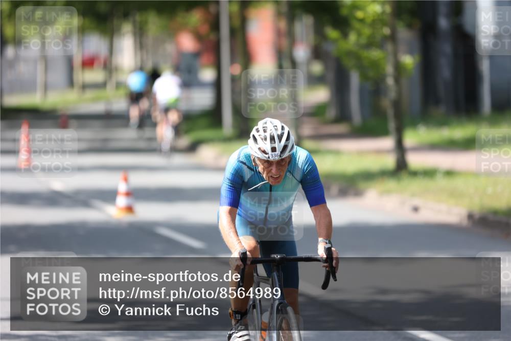 10.08.2025 - GEWOBA Citytriathlon Bremen Yannick Fuchs http://msf.ph/oto/8564989 10.08.2025 14:45:09 Radfahren 35, 198, 326, 336, 346, 453, 484, 497 meine-sportfotos.de