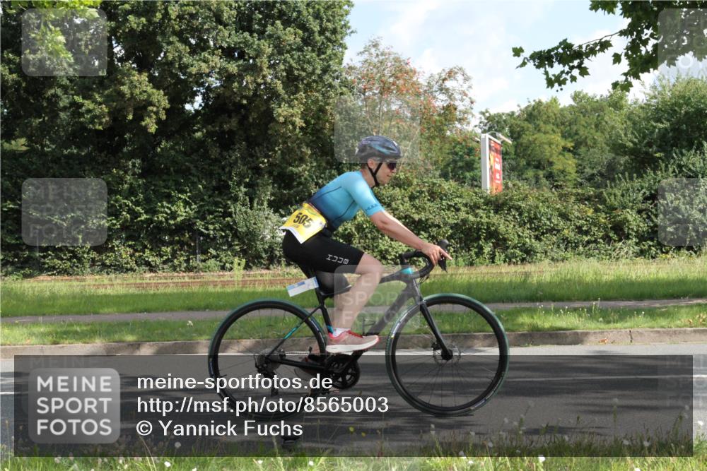 10.08.2025 - GEWOBA Citytriathlon Bremen Yannick Fuchs http://msf.ph/oto/8565003 10.08.2025 11:04:15 Radfahren 505 meine-sportfotos.de