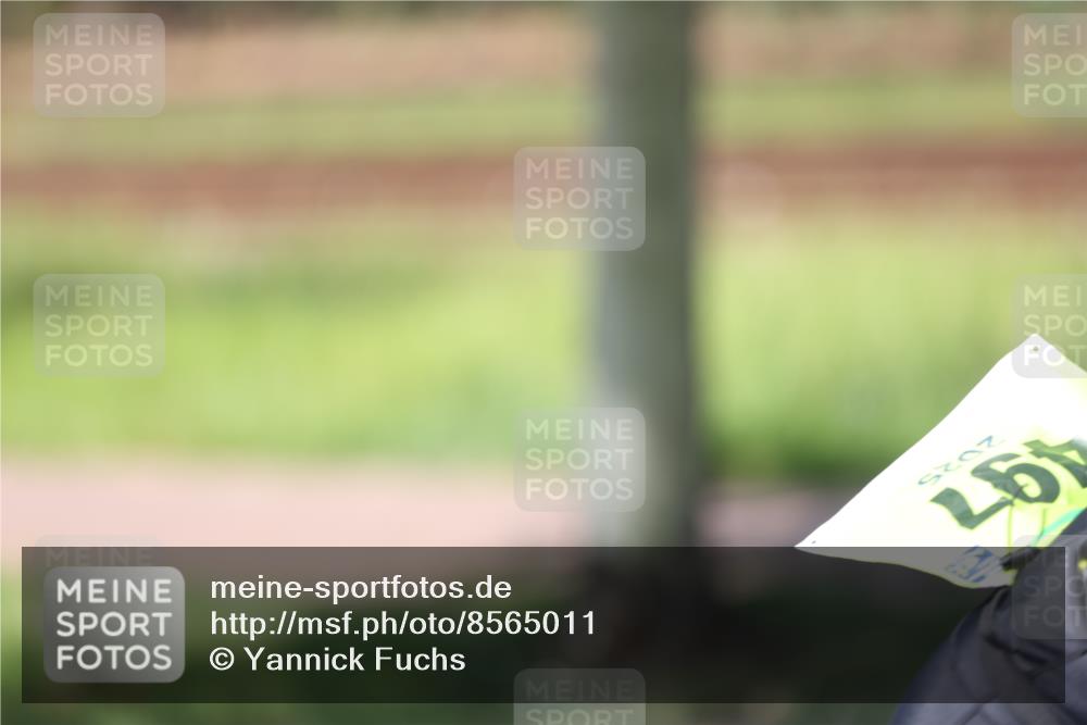 10.08.2025 - GEWOBA Citytriathlon Bremen Yannick Fuchs http://msf.ph/oto/8565011 10.08.2025 14:45:15 Radfahren 198, 221, 326, 336, 453, 484, 497 meine-sportfotos.de