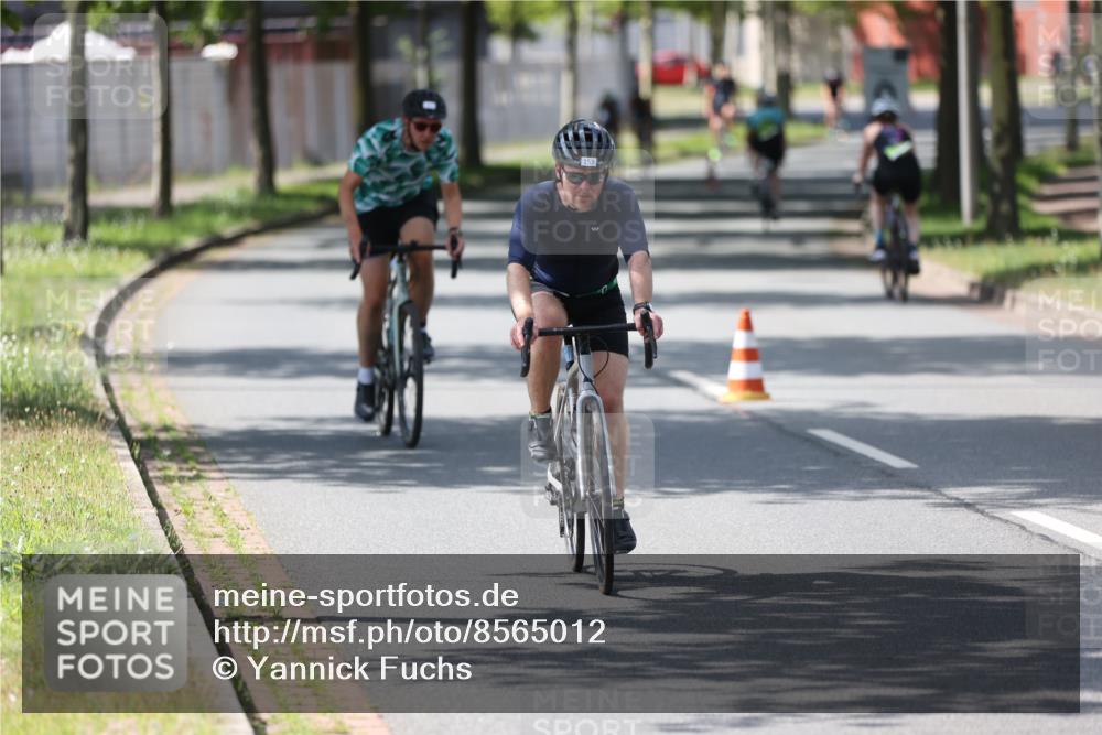10.08.2025 - GEWOBA Citytriathlon Bremen Yannick Fuchs http://msf.ph/oto/8565012 10.08.2025 14:45:24 Radfahren 202, 221, 247, 349, 360, 497, 532 meine-sportfotos.de