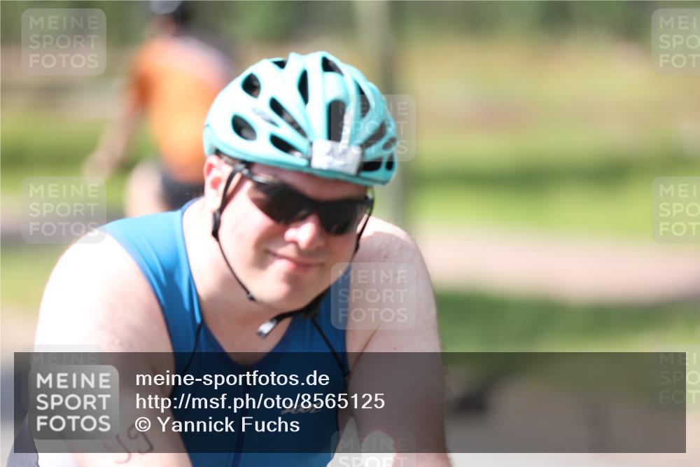 10.08.2025 - GEWOBA Citytriathlon Bremen Yannick Fuchs http://msf.ph/oto/8565125 10.08.2025 14:45:55 Radfahren 61, 99, 166, 182, 269, 273, 404, 441 meine-sportfotos.de