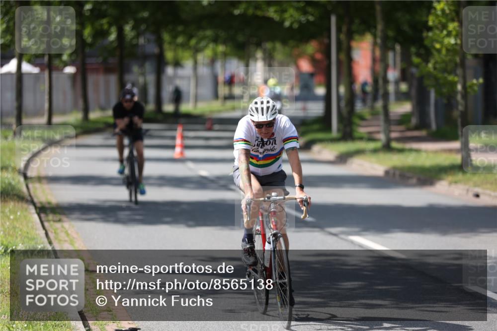 10.08.2025 - GEWOBA Citytriathlon Bremen Yannick Fuchs http://msf.ph/oto/8565138 10.08.2025 14:46:04 Radfahren 61, 182, 269, 363, 404, 422, 441 meine-sportfotos.de