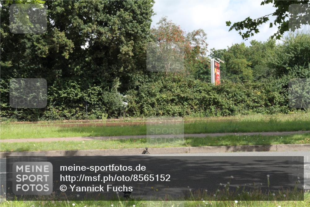 10.08.2025 - GEWOBA Citytriathlon Bremen Yannick Fuchs http://msf.ph/oto/8565152 10.08.2025 12:00:59 Radfahren 579 meine-sportfotos.de