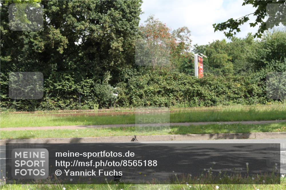 10.08.2025 - GEWOBA Citytriathlon Bremen Yannick Fuchs http://msf.ph/oto/8565188 10.08.2025 12:01:14 Radfahren  meine-sportfotos.de