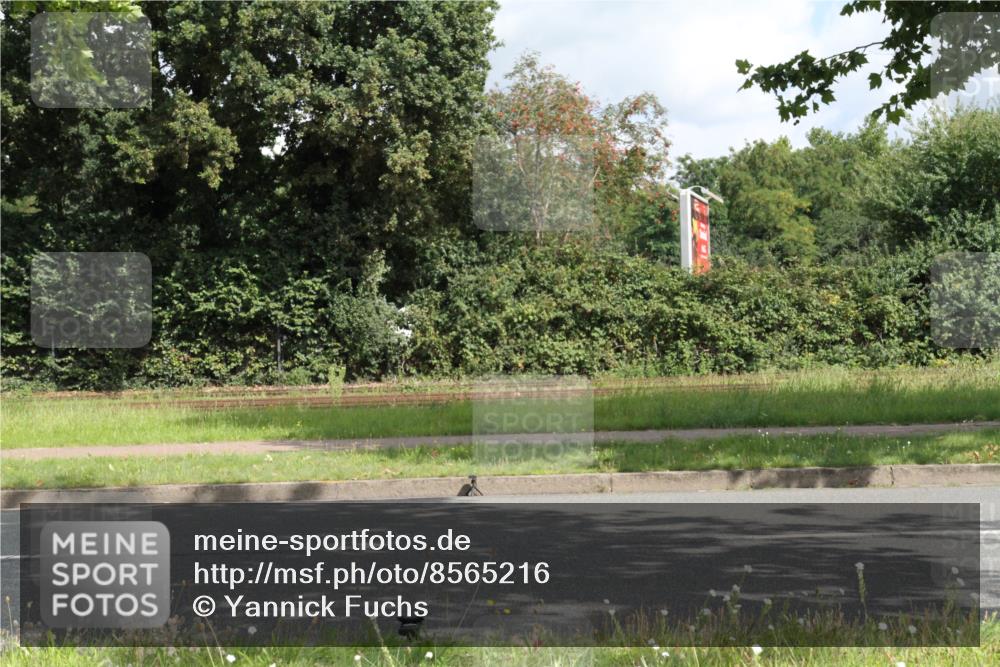 10.08.2025 - GEWOBA Citytriathlon Bremen Yannick Fuchs http://msf.ph/oto/8565216 10.08.2025 12:01:27 Radfahren 553 meine-sportfotos.de