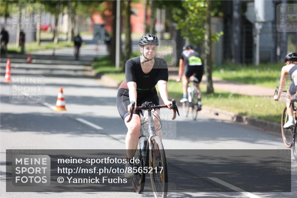 10.08.2025 - GEWOBA Citytriathlon Bremen Yannick Fuchs http://msf.ph/oto/8565217 10.08.2025 14:46:47 Radfahren 128, 158, 396, 406 meine-sportfotos.de