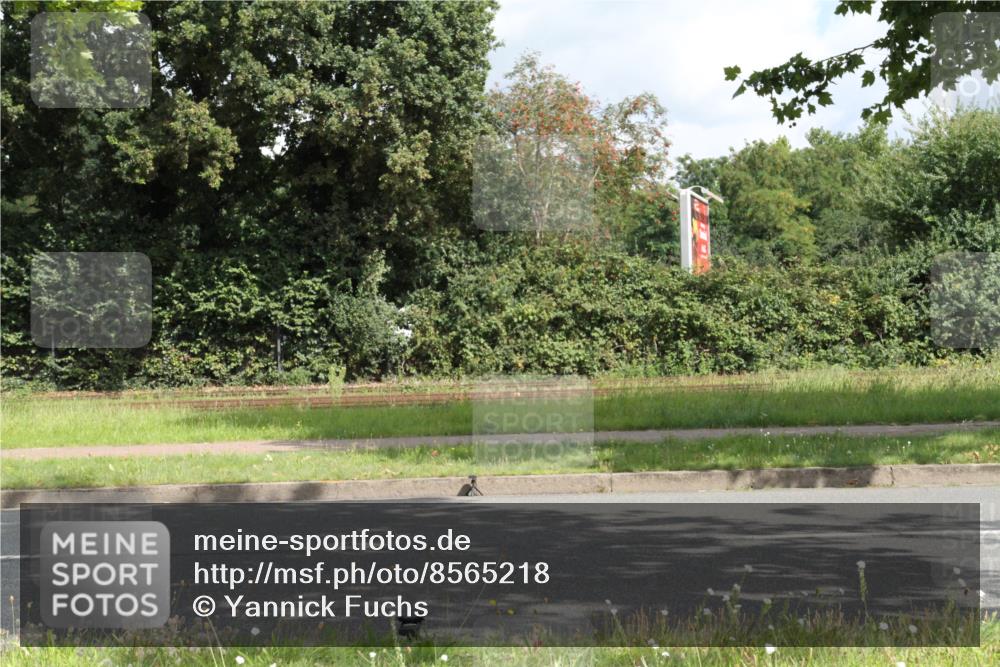 10.08.2025 - GEWOBA Citytriathlon Bremen Yannick Fuchs http://msf.ph/oto/8565218 10.08.2025 12:01:30 Radfahren 553 meine-sportfotos.de