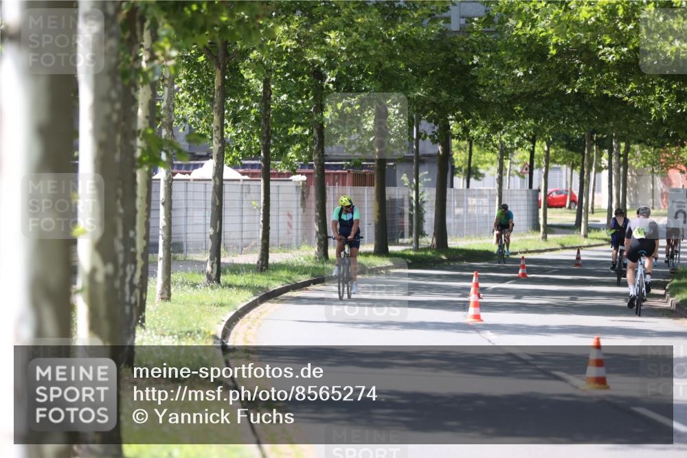 10.08.2025 - GEWOBA Citytriathlon Bremen Yannick Fuchs http://msf.ph/oto/8565274 10.08.2025 14:47:07 Radfahren 128, 140, 220, 320 meine-sportfotos.de