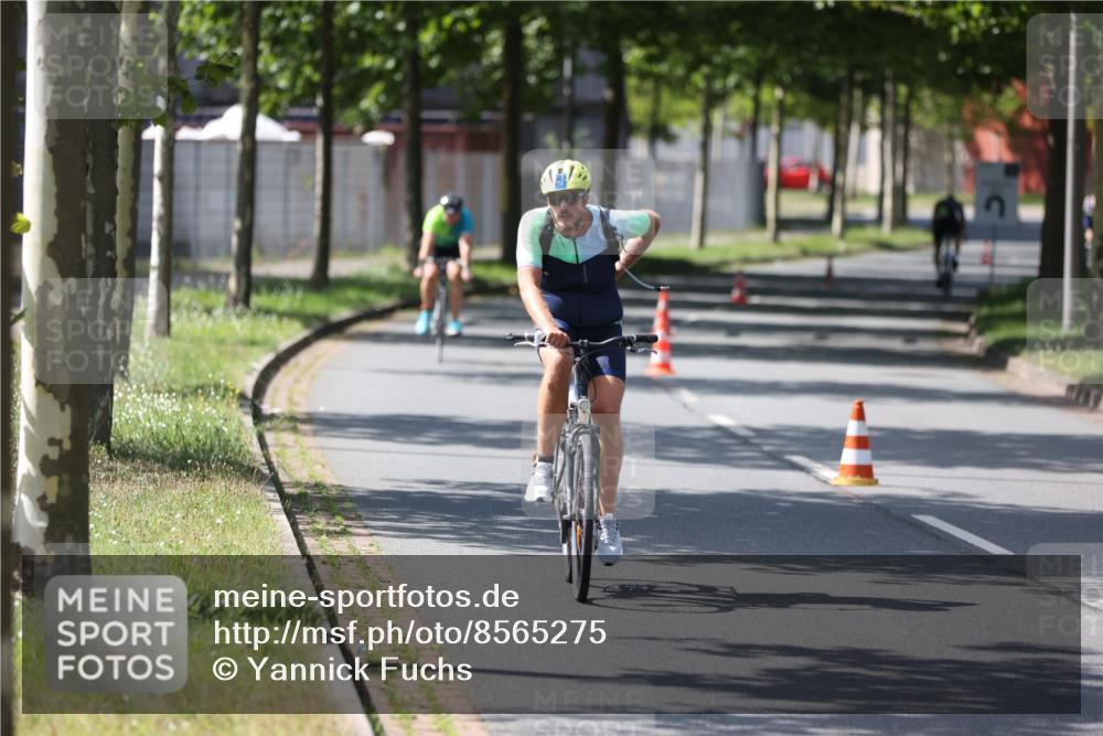 10.08.2025 - GEWOBA Citytriathlon Bremen Yannick Fuchs http://msf.ph/oto/8565275 10.08.2025 14:47:13 Radfahren 140, 220, 320 meine-sportfotos.de