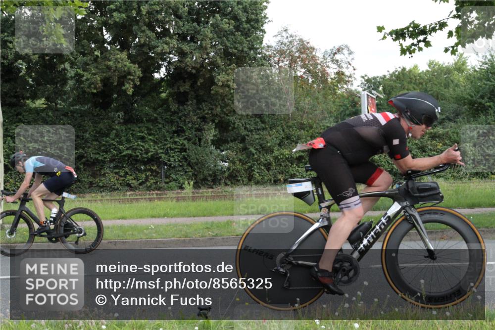 10.08.2025 - GEWOBA Citytriathlon Bremen Yannick Fuchs http://msf.ph/oto/8565325 10.08.2025 12:04:05 Radfahren 563, 565, 570, 599, 631, 665 meine-sportfotos.de