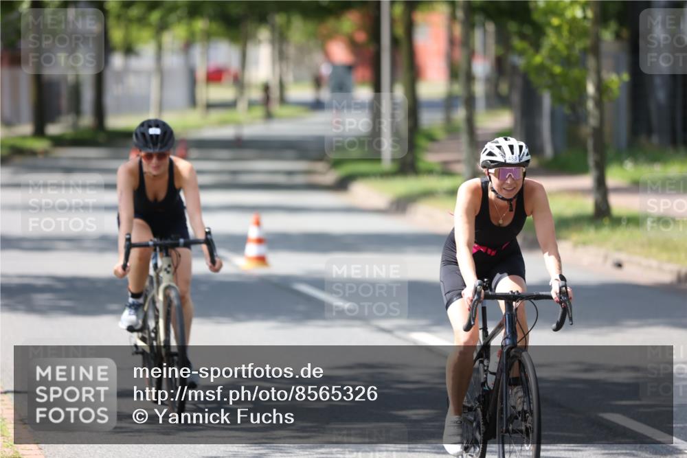 10.08.2025 - GEWOBA Citytriathlon Bremen Yannick Fuchs http://msf.ph/oto/8565326 10.08.2025 14:47:45 Radfahren 382, 418, 448, 467, 483 meine-sportfotos.de