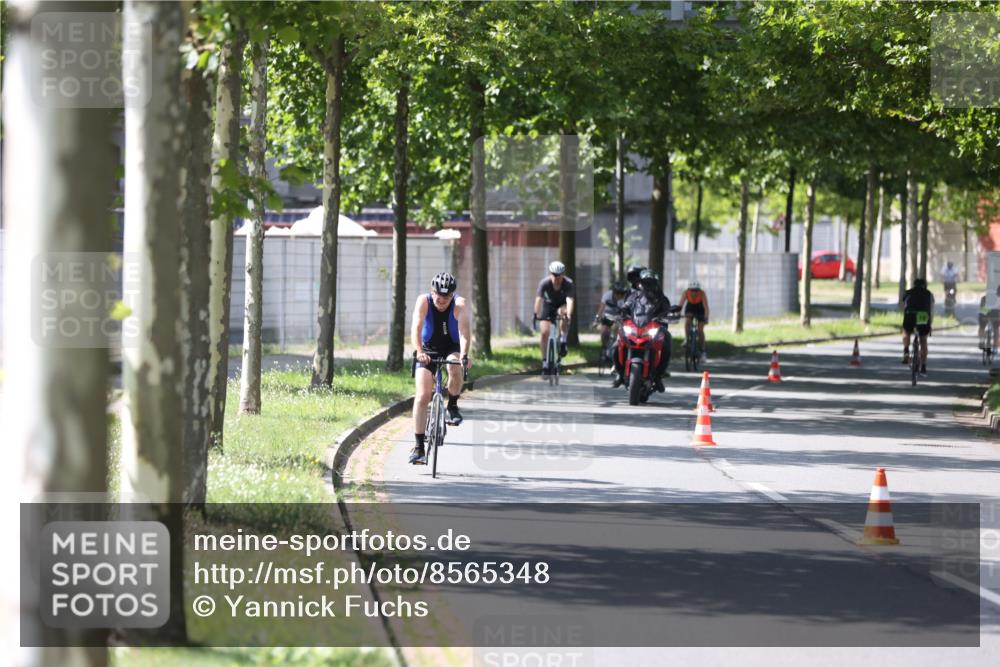 10.08.2025 - GEWOBA Citytriathlon Bremen Yannick Fuchs http://msf.ph/oto/8565348 10.08.2025 14:48:01 Radfahren 22, 331, 350, 418, 447 meine-sportfotos.de
