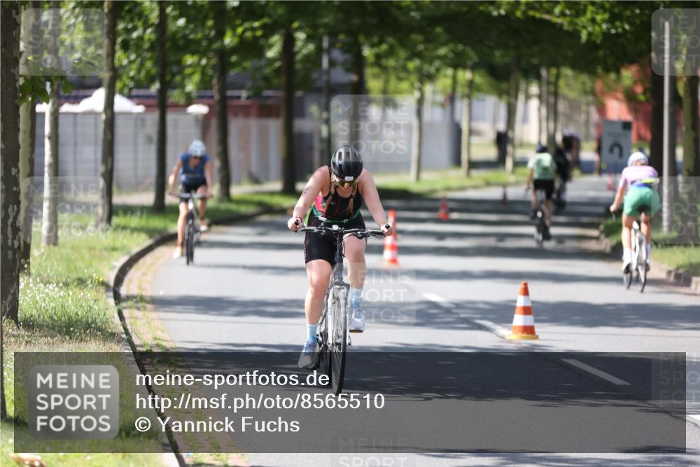 10.08.2025 - GEWOBA Citytriathlon Bremen Yannick Fuchs http://msf.ph/oto/8565510 10.08.2025 14:49:19 Radfahren 286, 373, 401, 403 meine-sportfotos.de
