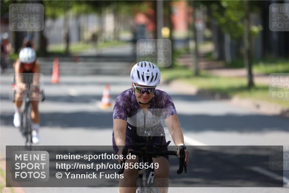 10.08.2025 - GEWOBA Citytriathlon Bremen Yannick Fuchs http://msf.ph/oto/8565549 10.08.2025 14:49:37 Radfahren 6, 169, 286, 305, 328, 377, 402, 407, 429, 461, 466, 491, 517 meine-sportfotos.de