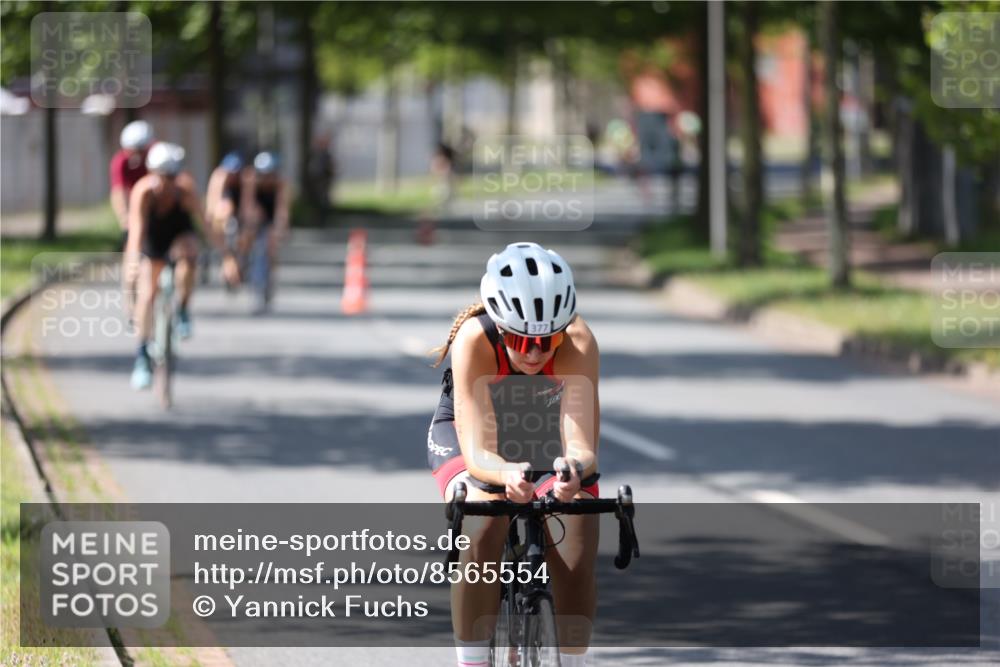 10.08.2025 - GEWOBA Citytriathlon Bremen Yannick Fuchs http://msf.ph/oto/8565554 10.08.2025 14:49:38 Radfahren 6, 169, 286, 305, 328, 377, 402, 407, 429, 461, 466, 491, 517 meine-sportfotos.de