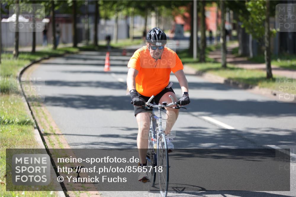 10.08.2025 - GEWOBA Citytriathlon Bremen Yannick Fuchs http://msf.ph/oto/8565718 10.08.2025 14:51:01 Radfahren 275, 379, 411, 470 meine-sportfotos.de
