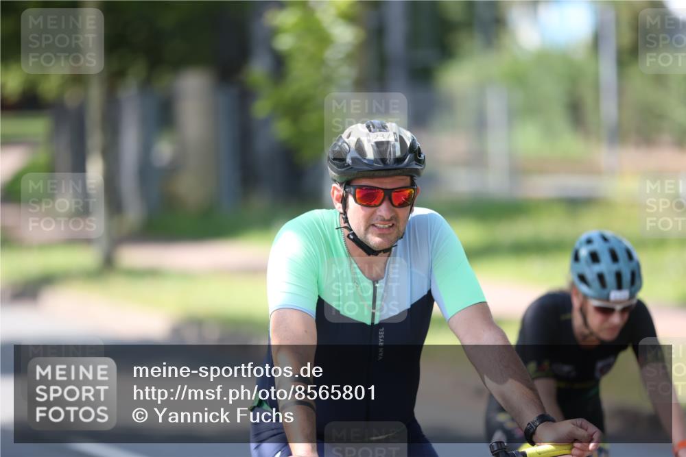 10.08.2025 - GEWOBA Citytriathlon Bremen Yannick Fuchs http://msf.ph/oto/8565801 10.08.2025 14:51:50 Radfahren 183, 237, 368, 523 meine-sportfotos.de