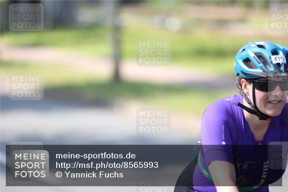 10.08.2025 - GEWOBA Citytriathlon Bremen Yannick Fuchs http://msf.ph/oto/8565993 10.08.2025 14:53:44 Radfahren 291, 300, 419, 438, 501 meine-sportfotos.de