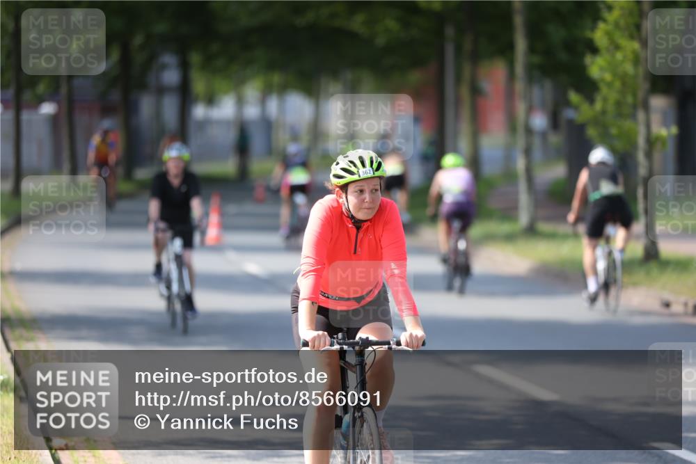 10.08.2025 - GEWOBA Citytriathlon Bremen Yannick Fuchs http://msf.ph/oto/8566091 10.08.2025 14:54:16 Radfahren 206, 324, 362, 393, 433, 434, 454, 473, 475, 485, 508, 519 meine-sportfotos.de