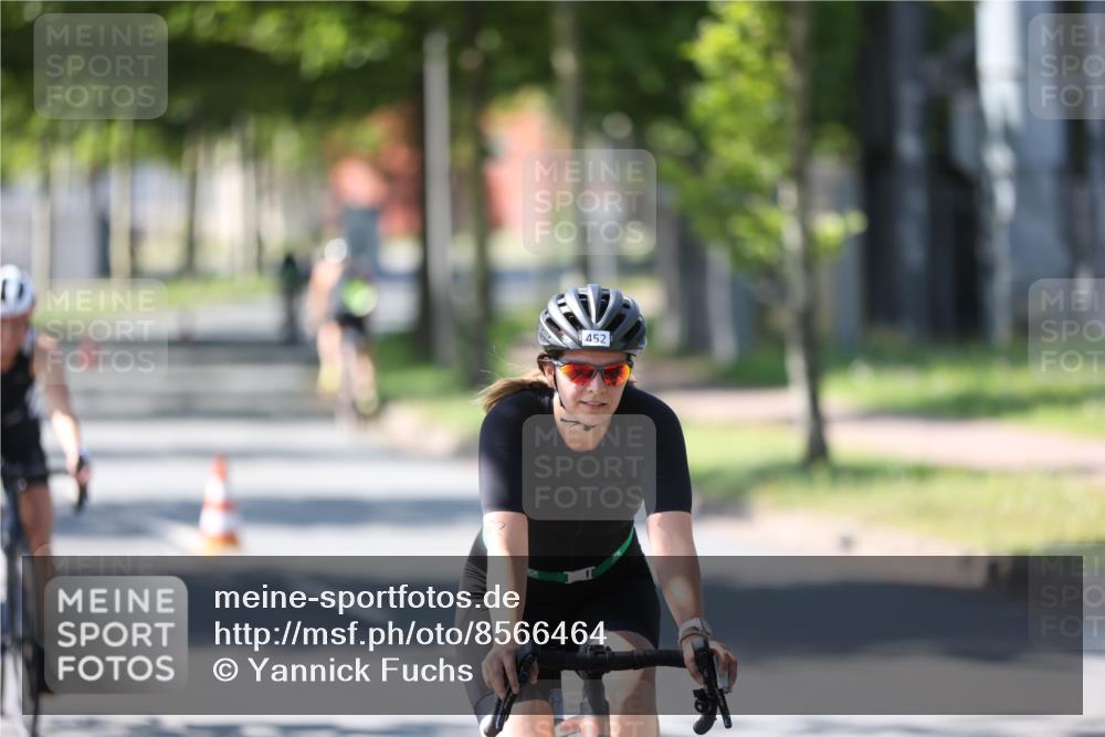 10.08.2025 - GEWOBA Citytriathlon Bremen Yannick Fuchs http://msf.ph/oto/8566464 10.08.2025 14:57:51 Radfahren 398, 420, 452 meine-sportfotos.de