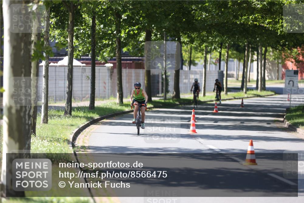 10.08.2025 - GEWOBA Citytriathlon Bremen Yannick Fuchs http://msf.ph/oto/8566475 10.08.2025 14:58:03 Radfahren 425, 512, 515 meine-sportfotos.de