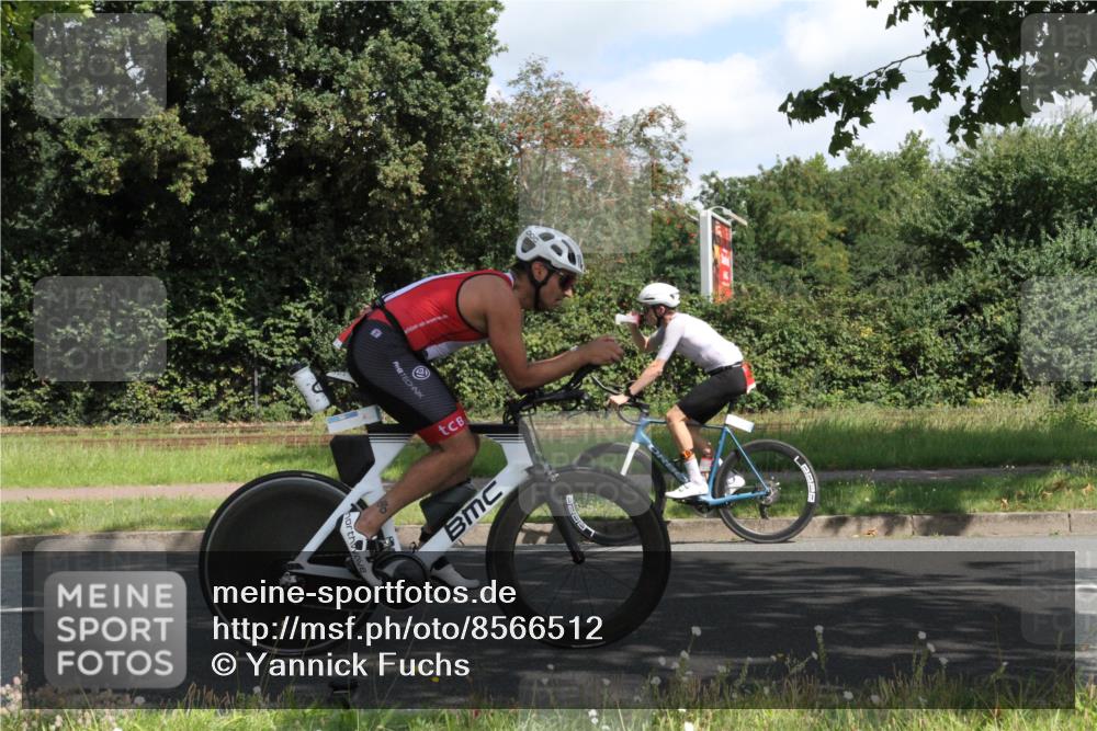10.08.2025 - GEWOBA Citytriathlon Bremen Yannick Fuchs http://msf.ph/oto/8566512 10.08.2025 12:17:49 Radfahren 560, 566, 741, 765, 766, 933, 1025 meine-sportfotos.de