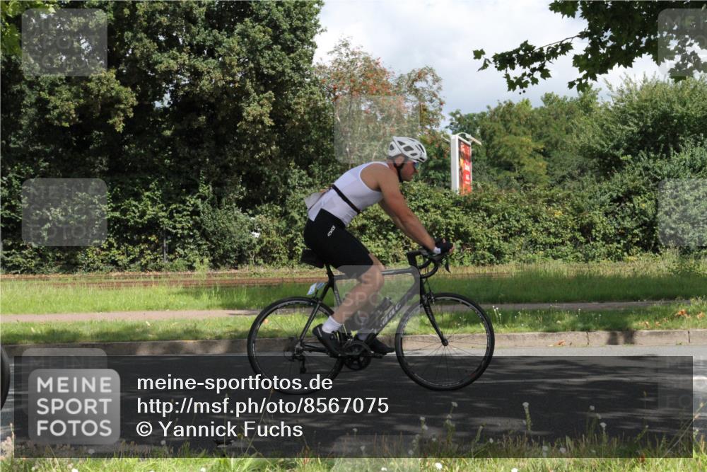 10.08.2025 - GEWOBA Citytriathlon Bremen Yannick Fuchs http://msf.ph/oto/8567075 10.08.2025 12:28:37 Radfahren 612, 622, 625, 629, 732, 812, 816, 828, 941, 980, 981 meine-sportfotos.de