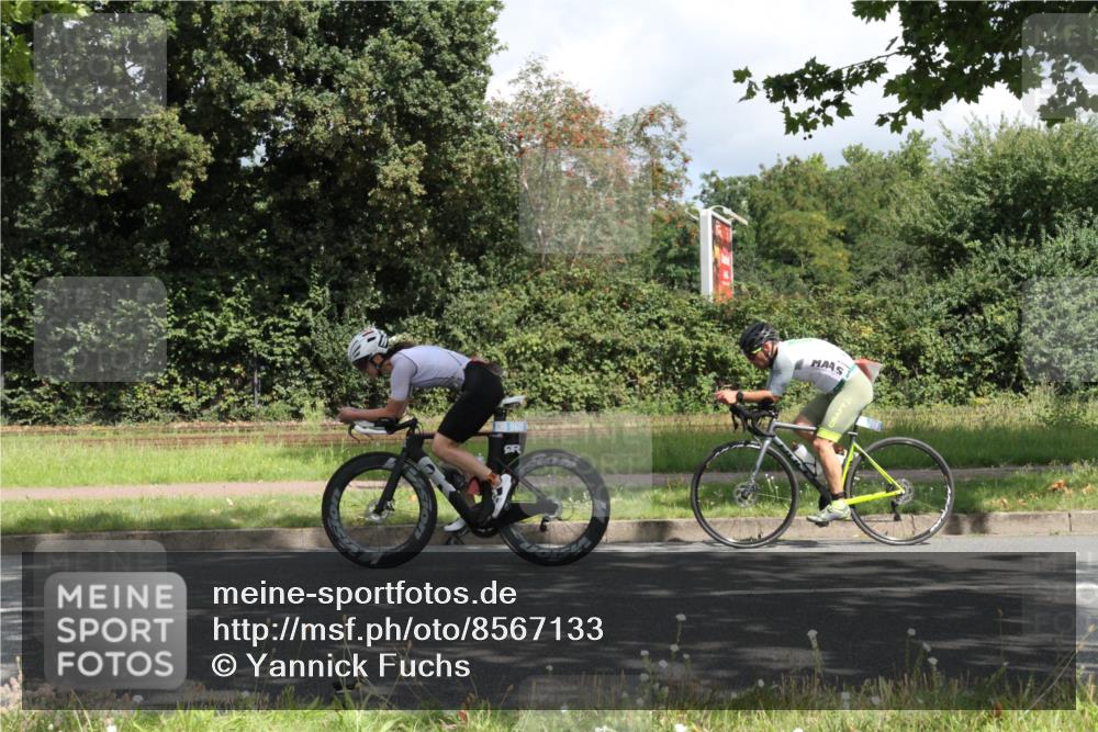 10.08.2025 - GEWOBA Citytriathlon Bremen Yannick Fuchs http://msf.ph/oto/8567133 10.08.2025 12:29:11 Radfahren 573, 576, 583, 605, 656, 799, 1007 meine-sportfotos.de