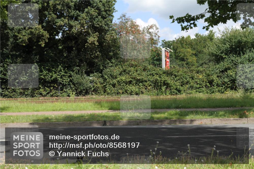 10.08.2025 - GEWOBA Citytriathlon Bremen Yannick Fuchs http://msf.ph/oto/8568197 10.08.2025 12:54:26 Radfahren 580, 582, 618, 707, 740, 783, 789, 826 meine-sportfotos.de