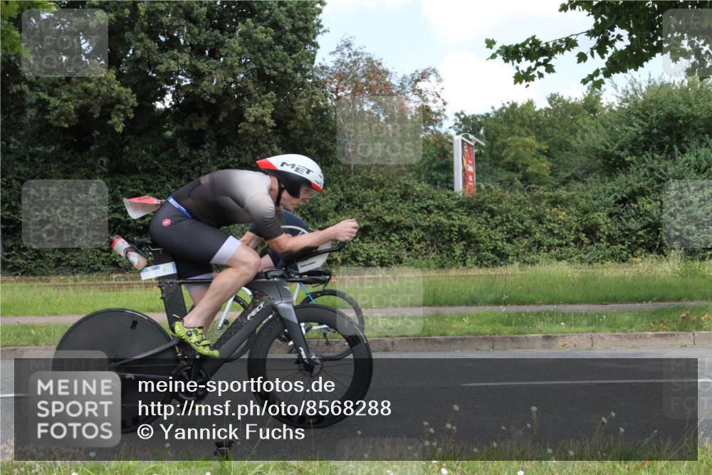 10.08.2025 - GEWOBA Citytriathlon Bremen Yannick Fuchs http://msf.ph/oto/8568288 10.08.2025 12:55:57 Radfahren 636, 765, 779, 784, 883, 890, 896, 1024, 1025 meine-sportfotos.de