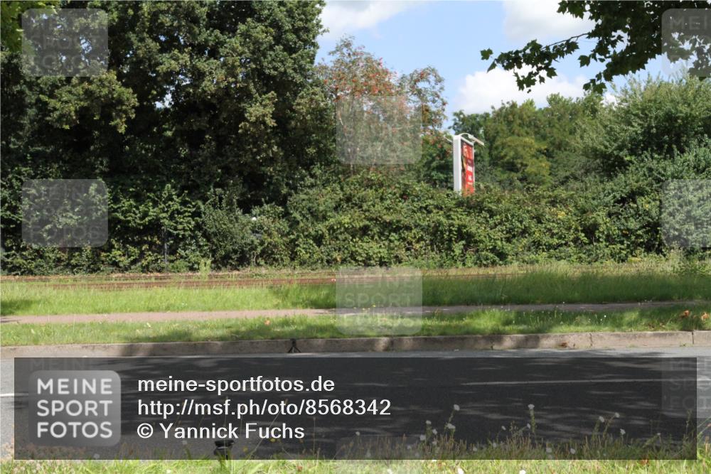 10.08.2025 - GEWOBA Citytriathlon Bremen Yannick Fuchs http://msf.ph/oto/8568342 10.08.2025 12:57:01 Radfahren 559, 597, 672, 723, 730, 755, 830, 879, 913, 969, 1003, 1014 meine-sportfotos.de