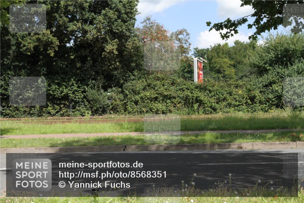 10.08.2025 - GEWOBA Citytriathlon Bremen Yannick Fuchs http://msf.ph/oto/8568351 10.08.2025 12:57:05 Radfahren 559, 672, 723, 730, 755, 758, 830, 849, 879, 913, 940, 969, 1003, 1014 meine-sportfotos.de
