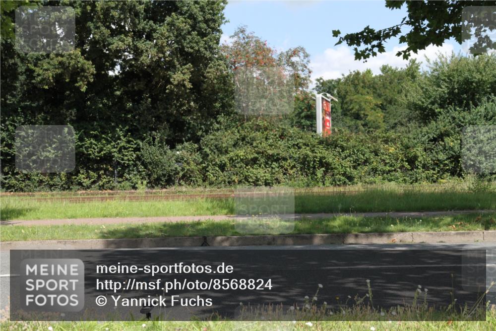 10.08.2025 - GEWOBA Citytriathlon Bremen Yannick Fuchs http://msf.ph/oto/8568824 10.08.2025 13:04:06 Radfahren 574, 576, 605, 625, 640, 676, 685, 697, 760, 769, 786, 946, 960, 963, 965, 1013, 1036 meine-sportfotos.de