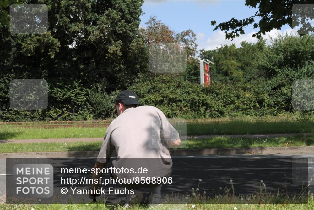 10.08.2025 - GEWOBA Citytriathlon Bremen Yannick Fuchs http://msf.ph/oto/8568906 10.08.2025 13:04:35 Radfahren 583, 674, 675, 751, 799, 808, 875, 909, 930, 939 meine-sportfotos.de