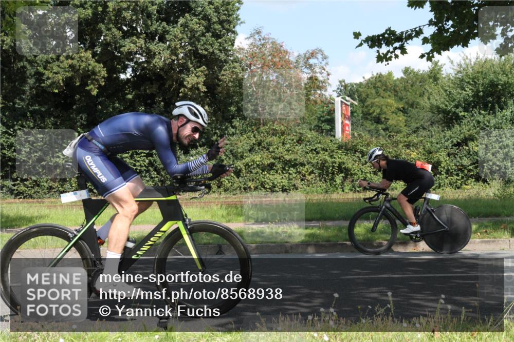 10.08.2025 - GEWOBA Citytriathlon Bremen Yannick Fuchs http://msf.ph/oto/8568938 10.08.2025 13:05:06 Radfahren 590, 645, 745, 884, 916, 928, 929, 958, 1010 meine-sportfotos.de