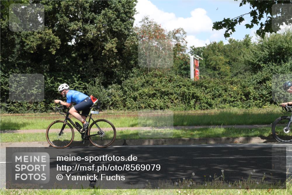 10.08.2025 - GEWOBA Citytriathlon Bremen Yannick Fuchs http://msf.ph/oto/8569079 10.08.2025 13:07:42 Radfahren 578, 648, 941, 959 meine-sportfotos.de