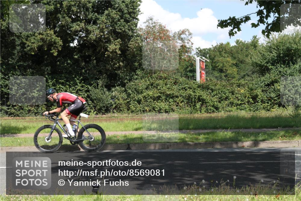 10.08.2025 - GEWOBA Citytriathlon Bremen Yannick Fuchs http://msf.ph/oto/8569081 10.08.2025 13:07:42 Radfahren 578, 648, 941, 959 meine-sportfotos.de