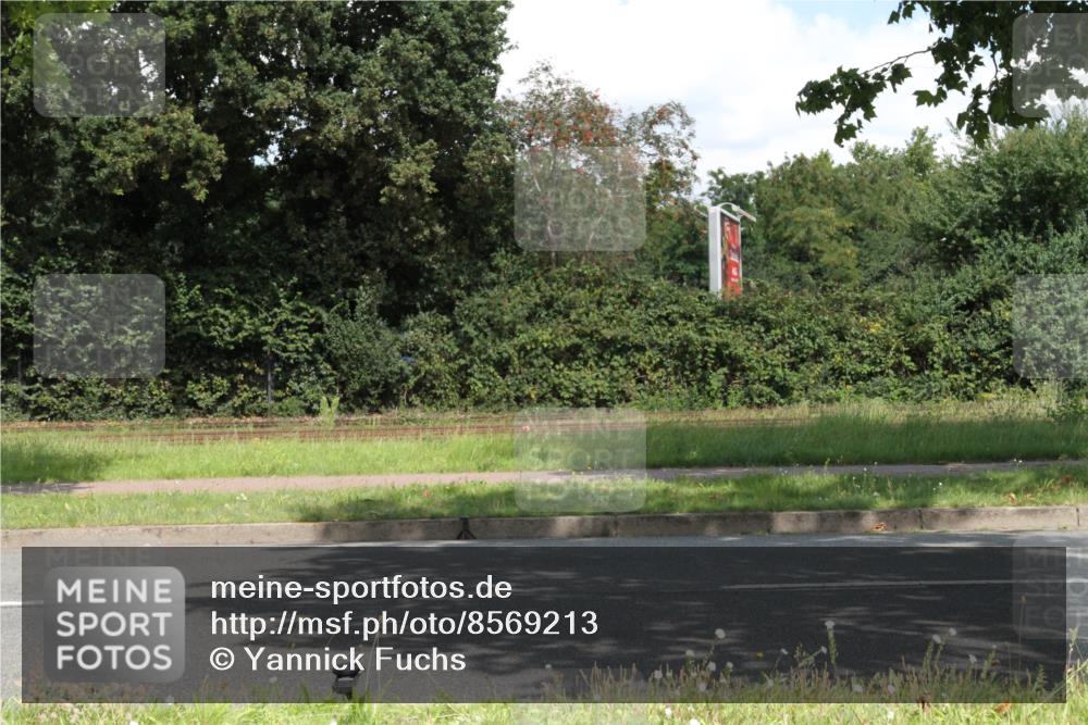 10.08.2025 - GEWOBA Citytriathlon Bremen Yannick Fuchs http://msf.ph/oto/8569213 10.08.2025 13:11:52 Radfahren 635, 750, 894, 933, 937, 966, 1017, 1032 meine-sportfotos.de