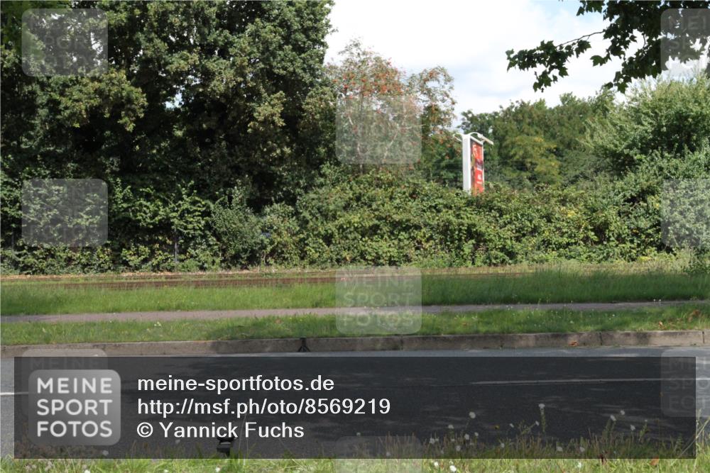 10.08.2025 - GEWOBA Citytriathlon Bremen Yannick Fuchs http://msf.ph/oto/8569219 10.08.2025 13:12:14 Radfahren  meine-sportfotos.de