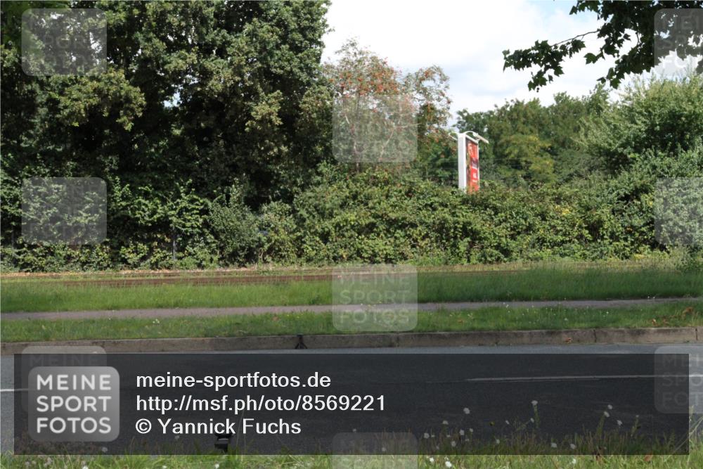 10.08.2025 - GEWOBA Citytriathlon Bremen Yannick Fuchs http://msf.ph/oto/8569221 10.08.2025 13:12:15 Radfahren  meine-sportfotos.de