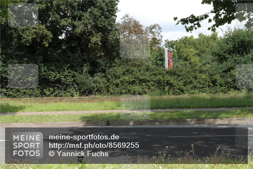 10.08.2025 - GEWOBA Citytriathlon Bremen Yannick Fuchs http://msf.ph/oto/8569255 10.08.2025 13:13:39 Radfahren 742, 781, 784, 790, 905, 982, 1015, 1033, 1039 meine-sportfotos.de