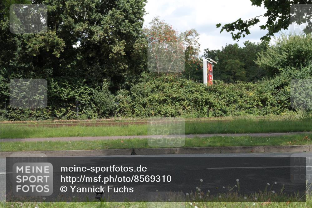 10.08.2025 - GEWOBA Citytriathlon Bremen Yannick Fuchs http://msf.ph/oto/8569310 10.08.2025 13:16:17 Radfahren 591, 632, 892 meine-sportfotos.de