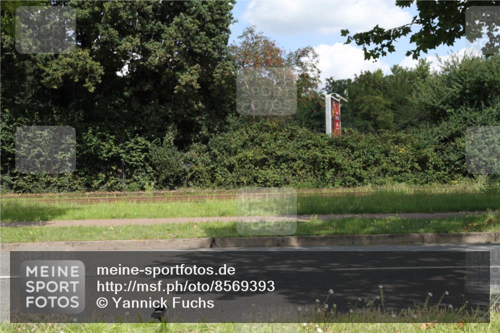 10.08.2025 - GEWOBA Citytriathlon Bremen Yannick Fuchs http://msf.ph/oto/8569393 10.08.2025 13:27:11 Radfahren  meine-sportfotos.de