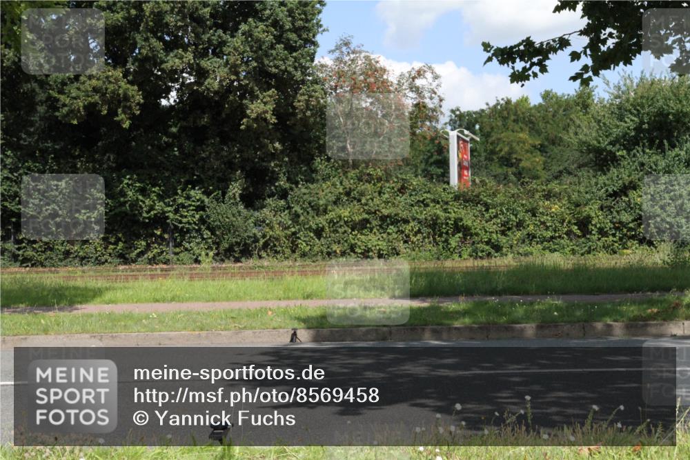 10.08.2025 - GEWOBA Citytriathlon Bremen Yannick Fuchs http://msf.ph/oto/8569458 10.08.2025 13:32:58 Radfahren  meine-sportfotos.de