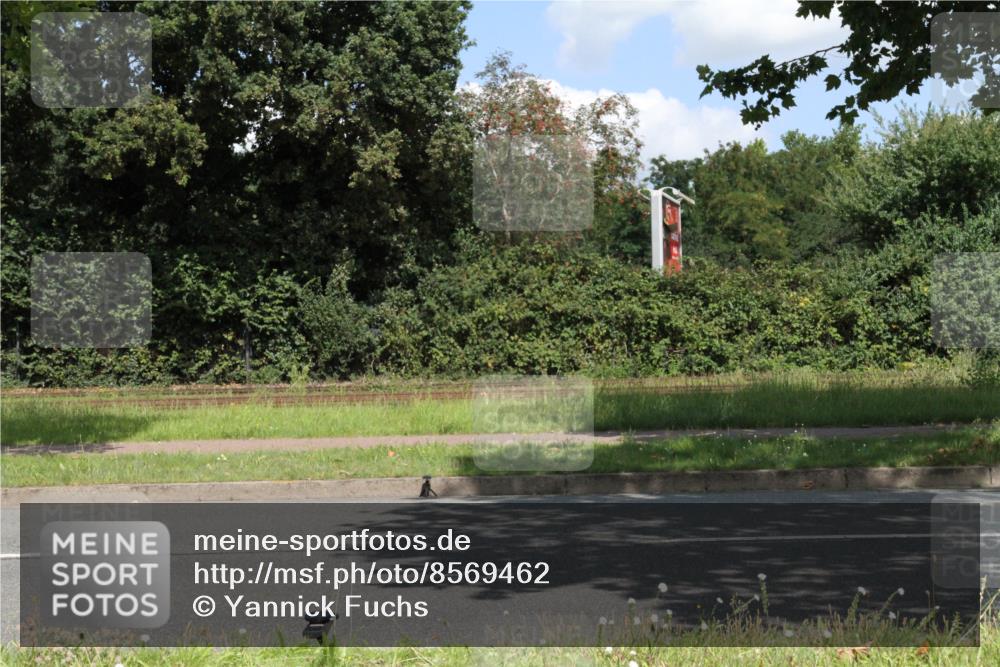 10.08.2025 - GEWOBA Citytriathlon Bremen Yannick Fuchs http://msf.ph/oto/8569462 10.08.2025 13:33:00 Radfahren  meine-sportfotos.de