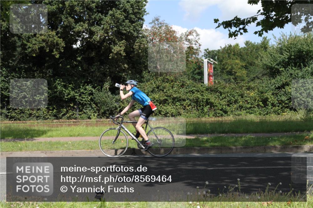 10.08.2025 - GEWOBA Citytriathlon Bremen Yannick Fuchs http://msf.ph/oto/8569464 10.08.2025 13:33:20 Radfahren  meine-sportfotos.de