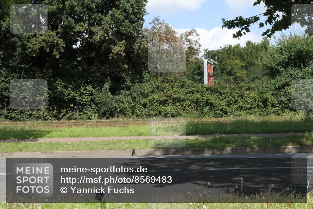 10.08.2025 - GEWOBA Citytriathlon Bremen Yannick Fuchs http://msf.ph/oto/8569483 10.08.2025 13:35:05 Radfahren  meine-sportfotos.de