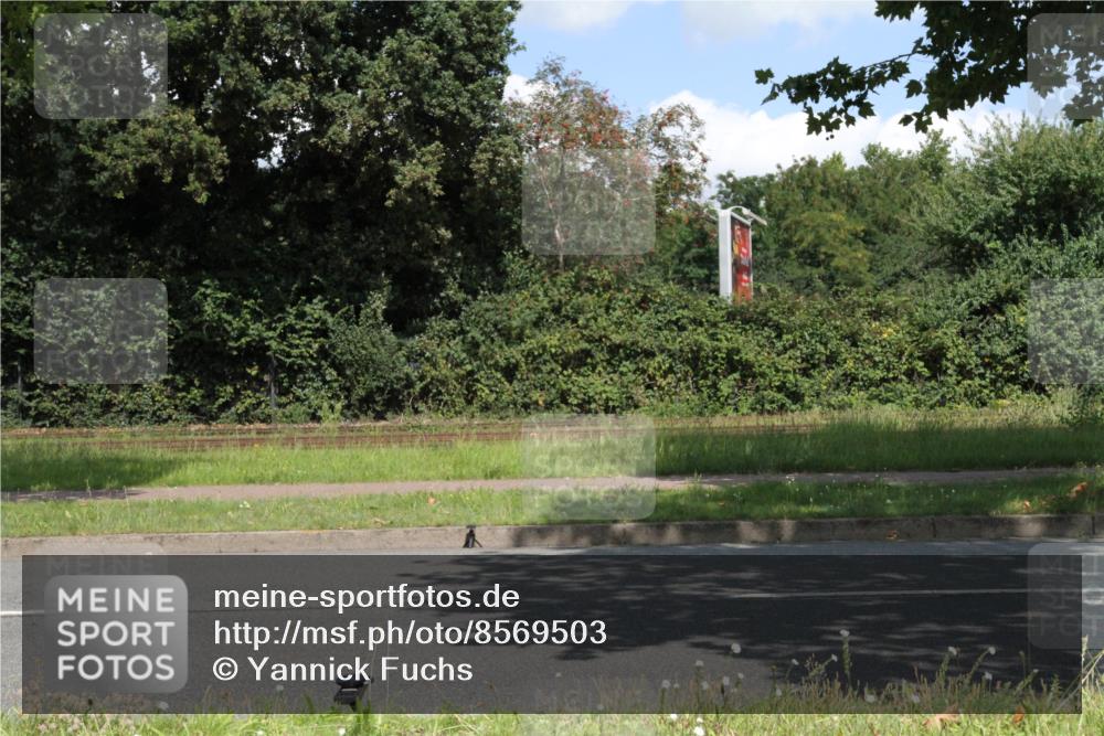 10.08.2025 - GEWOBA Citytriathlon Bremen Yannick Fuchs http://msf.ph/oto/8569503 10.08.2025 13:37:18 Radfahren  meine-sportfotos.de