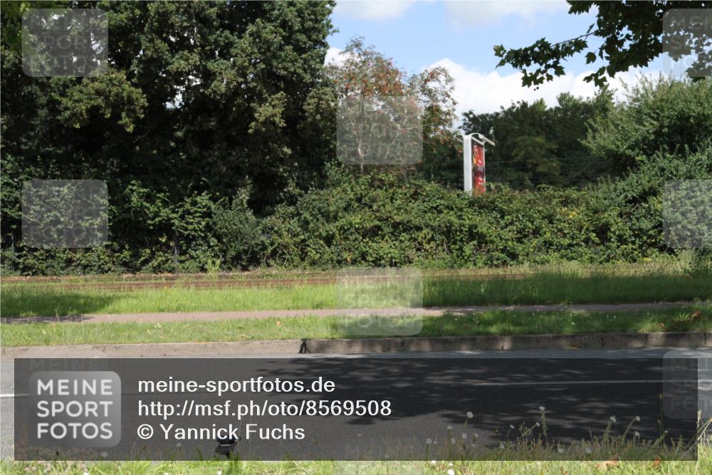 10.08.2025 - GEWOBA Citytriathlon Bremen Yannick Fuchs http://msf.ph/oto/8569508 10.08.2025 13:37:22 Radfahren  meine-sportfotos.de